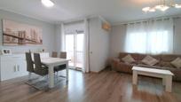 Living room of House or chalet for sale in Terrassa  with Air Conditioner, Heating and Parquet flooring
