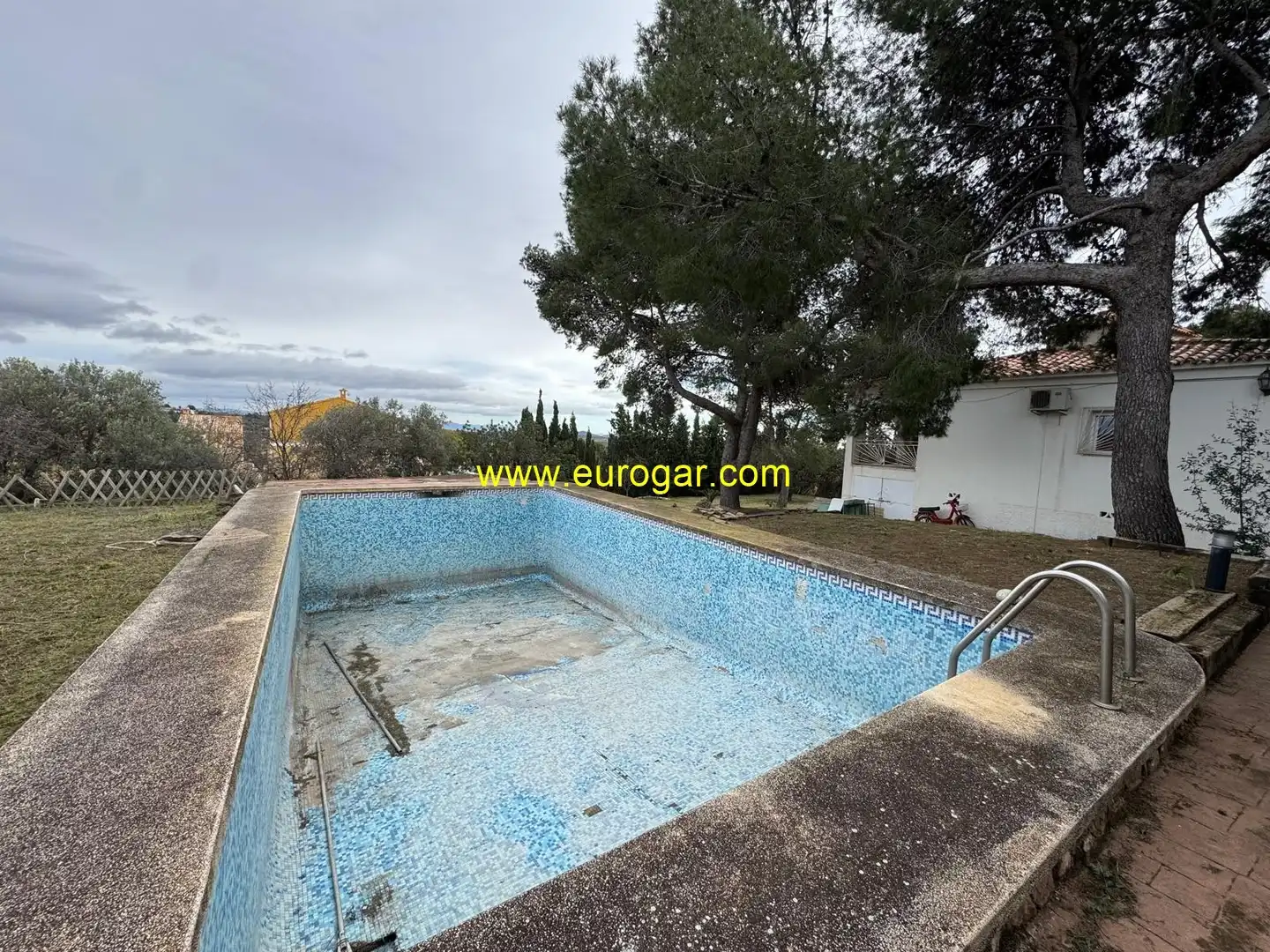 Piscina de Casa o chalet en venta en Chiva con Aire acondicionado, Calefacción y Jardín privado