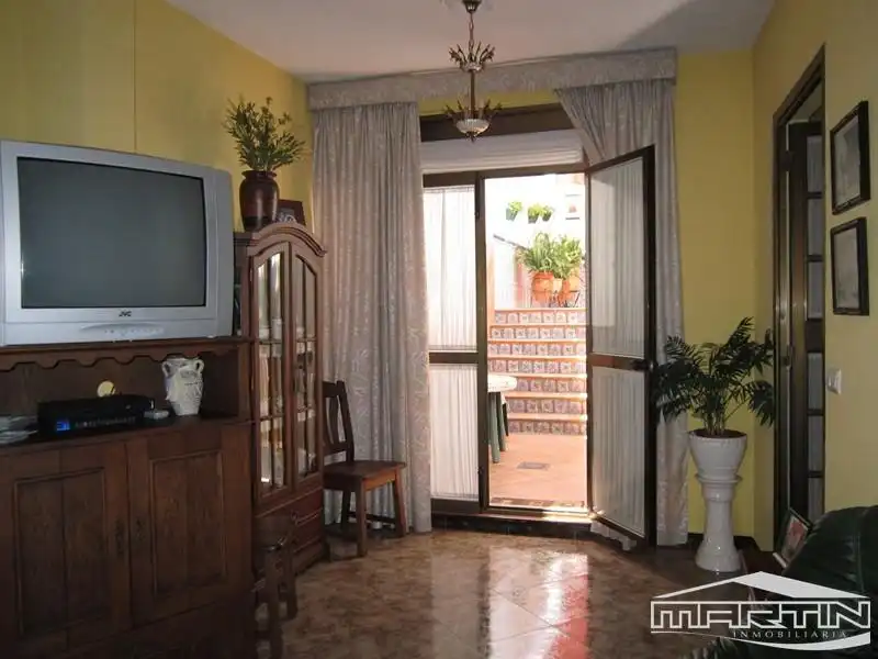 Casa o xalet en venda en Lucena amb Aire condicionat i Terrassa