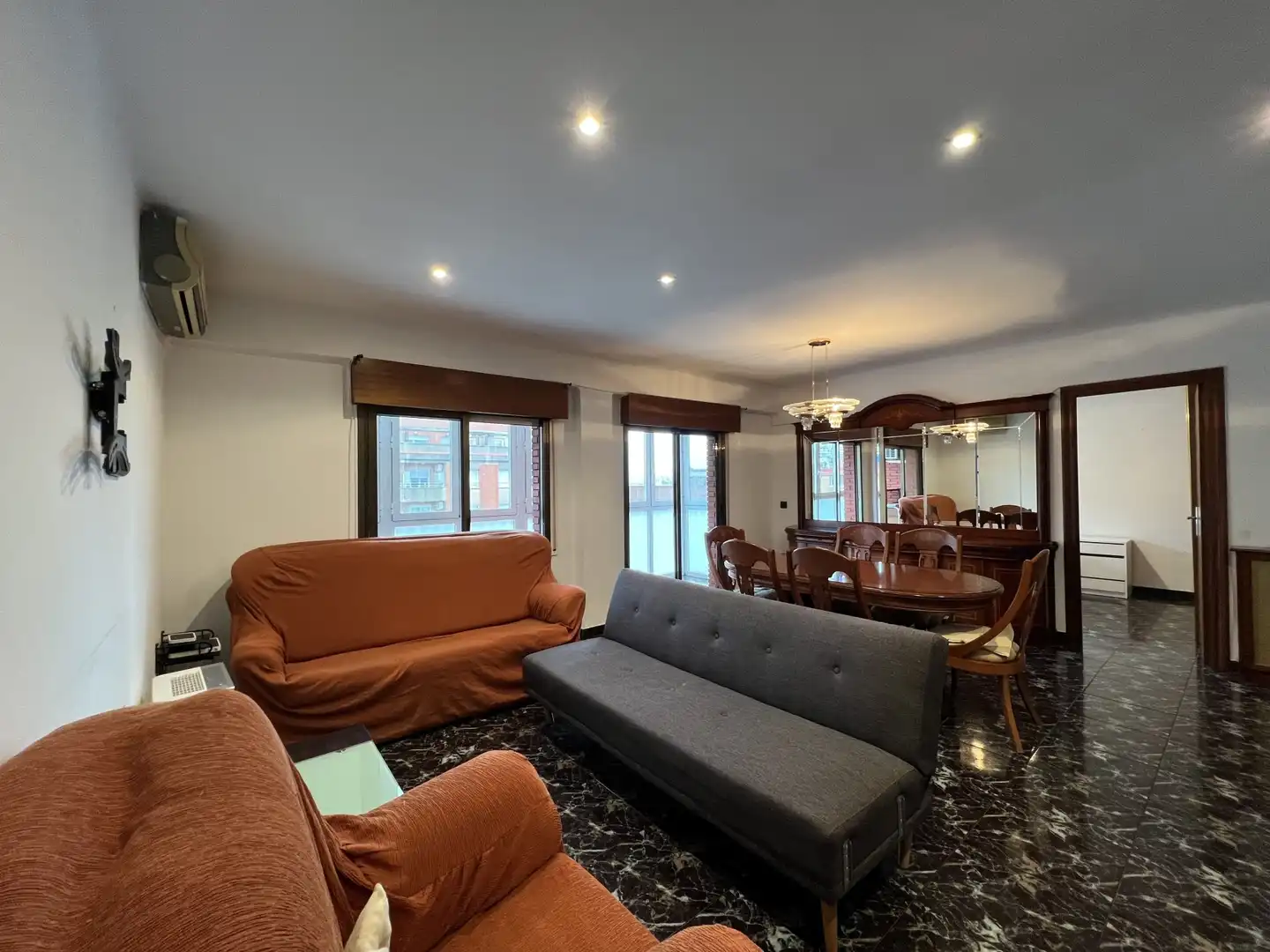 Piso con terraza en venta en PRIM