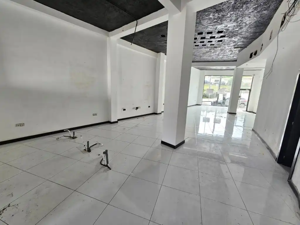 Locale commerciale in vendita a Avenida Fernández Balsera, imagen 7