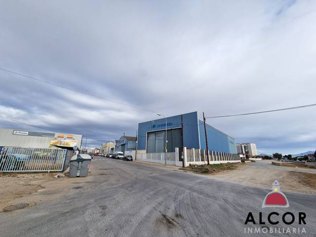 Nave industrial en Venta en DE LES CAPSADES en Centro Comercial - Capsades -  Hospital