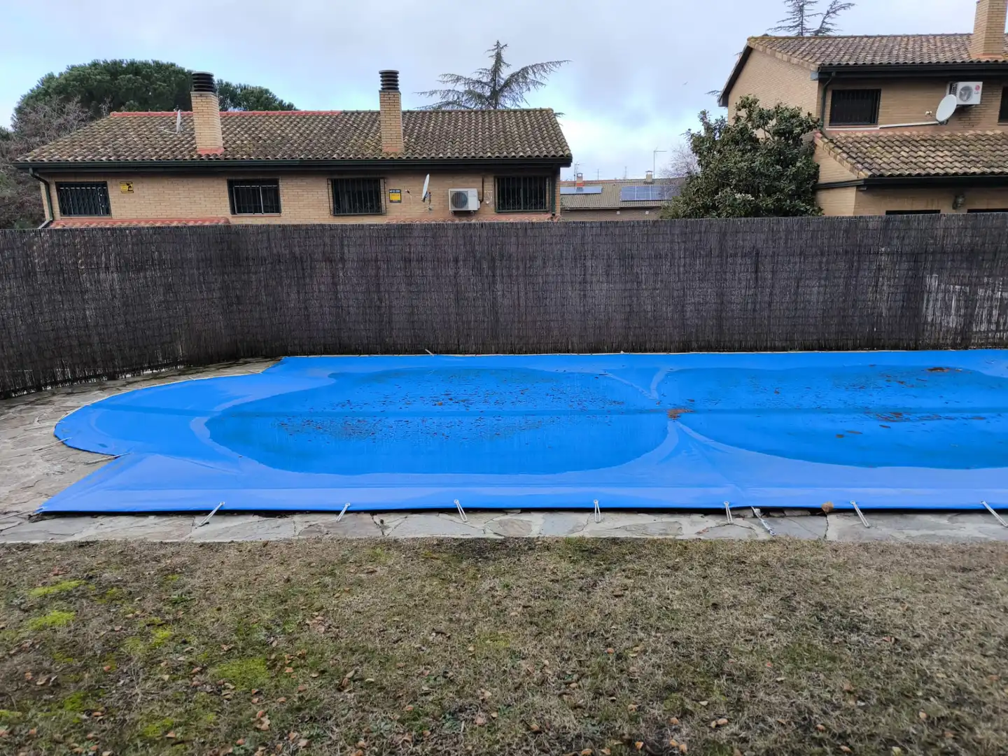 Piscina de Casa adosada en venda en Galapagar amb Calefacció, Jardí privat i Terrassa
