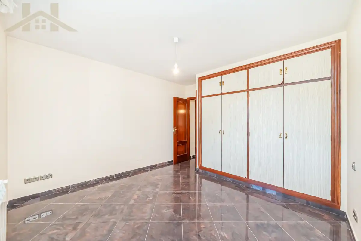 Houses for rent in Calle Cedros, Zona Monte El Pilar
