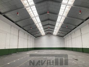 Industrial building to rent in Los Olivos - Los Ángeles