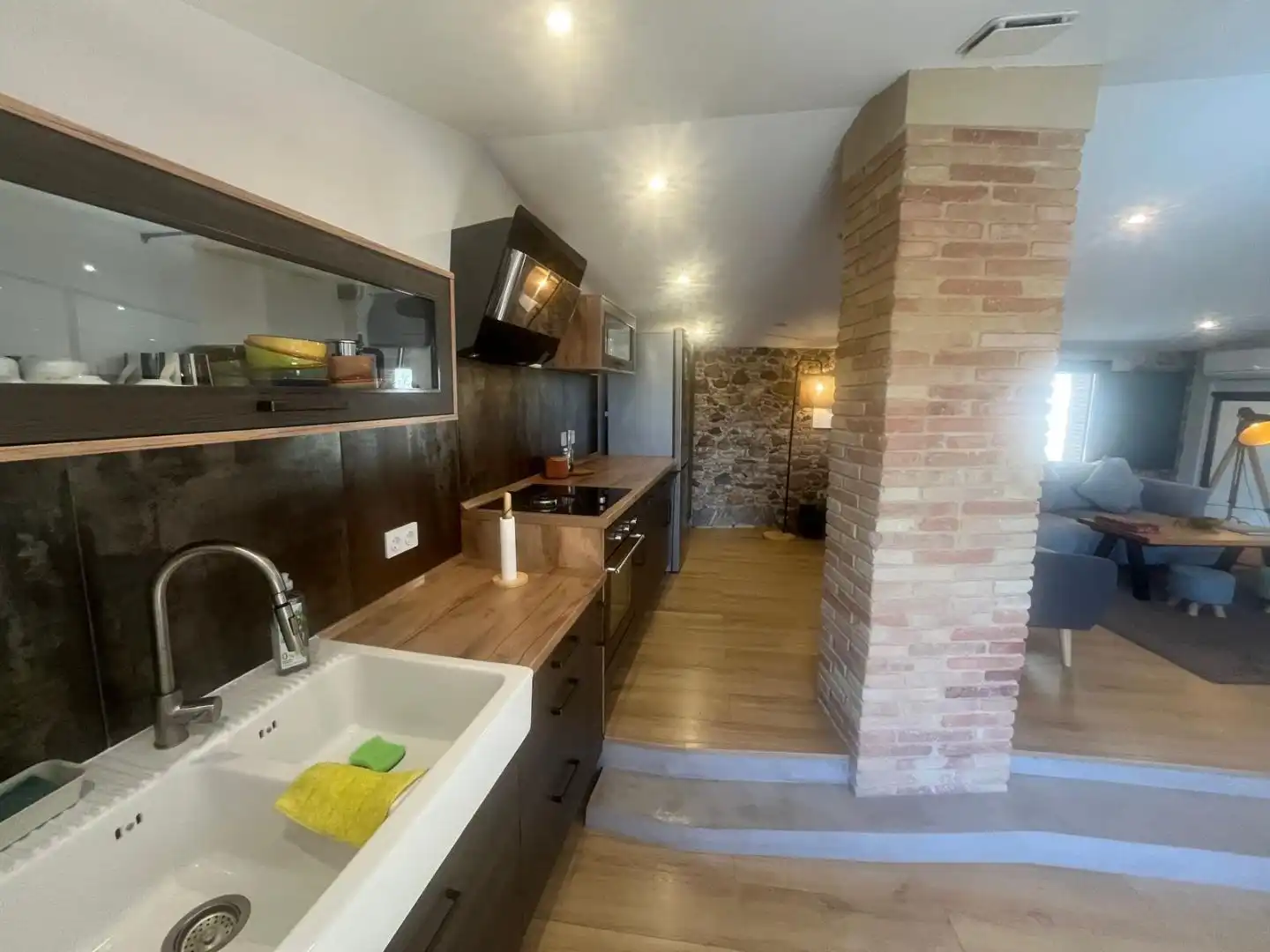 Casa rústica con jardín en venta en carrer del fort 7, imagen 5