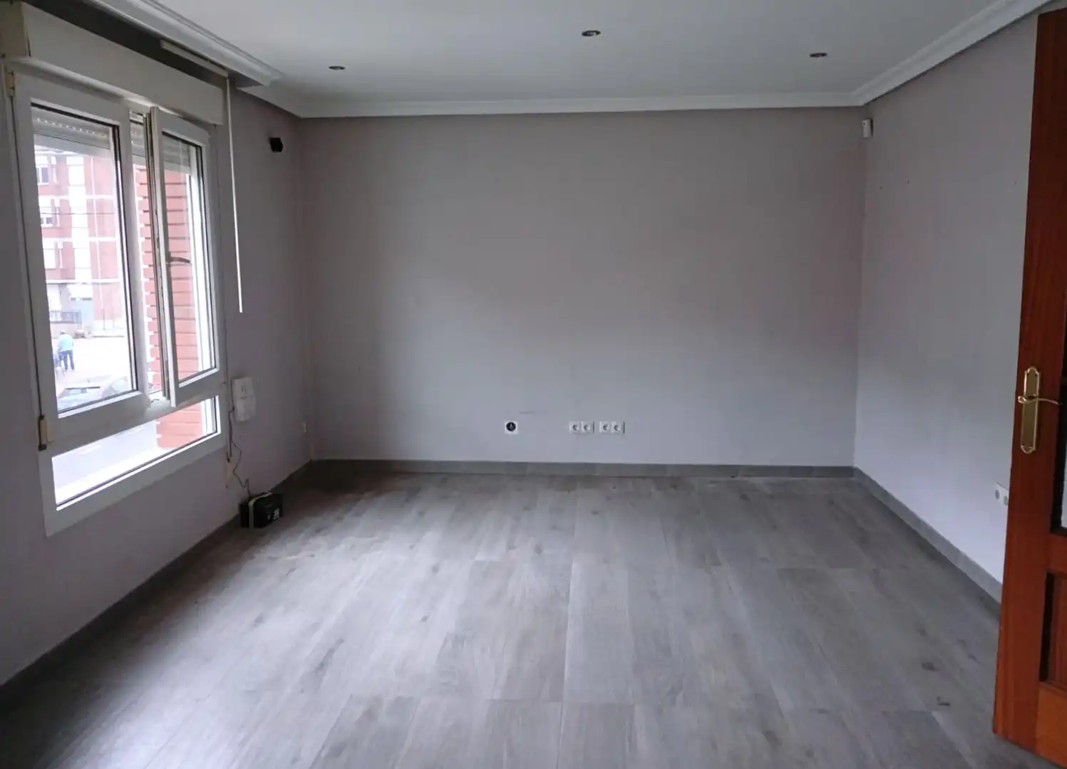 Sala d'estar de Pis en venda en Lena amb Calefacció, Parquet i Traster