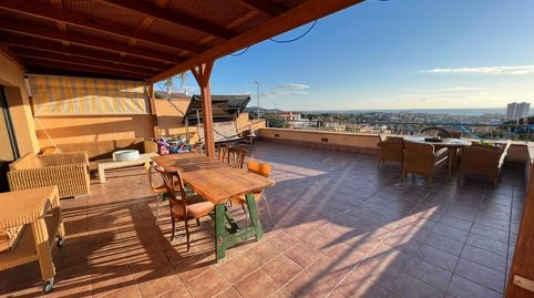 IMPRESIONANTE CHALET CON PISCINA Y VISTAS AL MAR