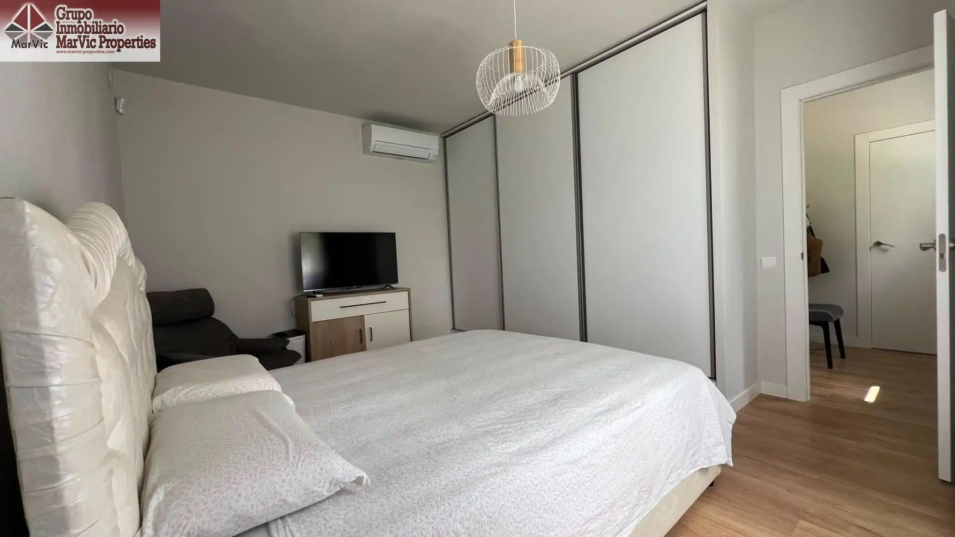 Habitación de Casa o chalet en venta en Benidorm con Aire acondicionado, Terraza y Piscina