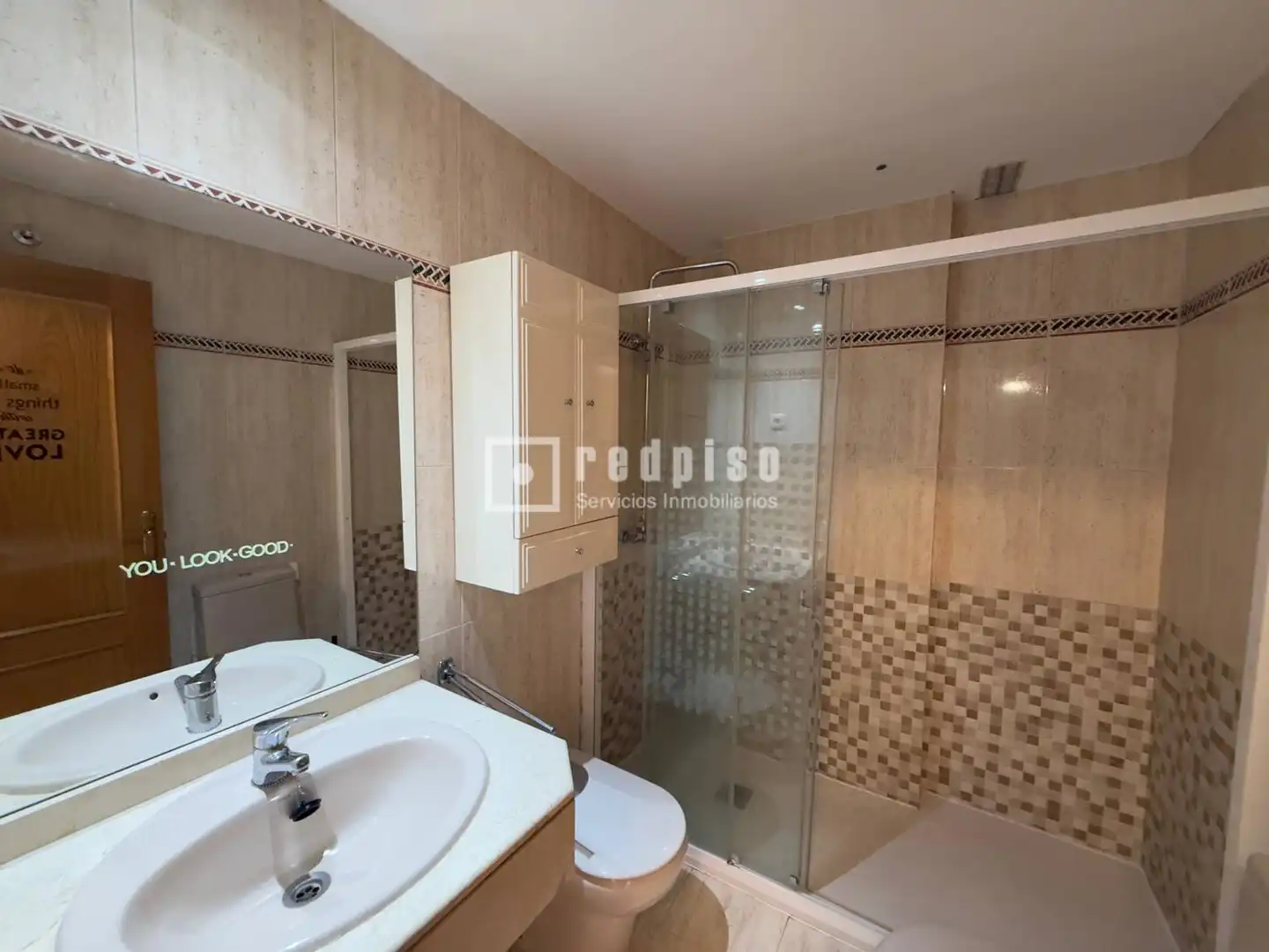 Bathroom of Flat for sale in Madrid  with Air Conditioner, Heating and Parquet flooring