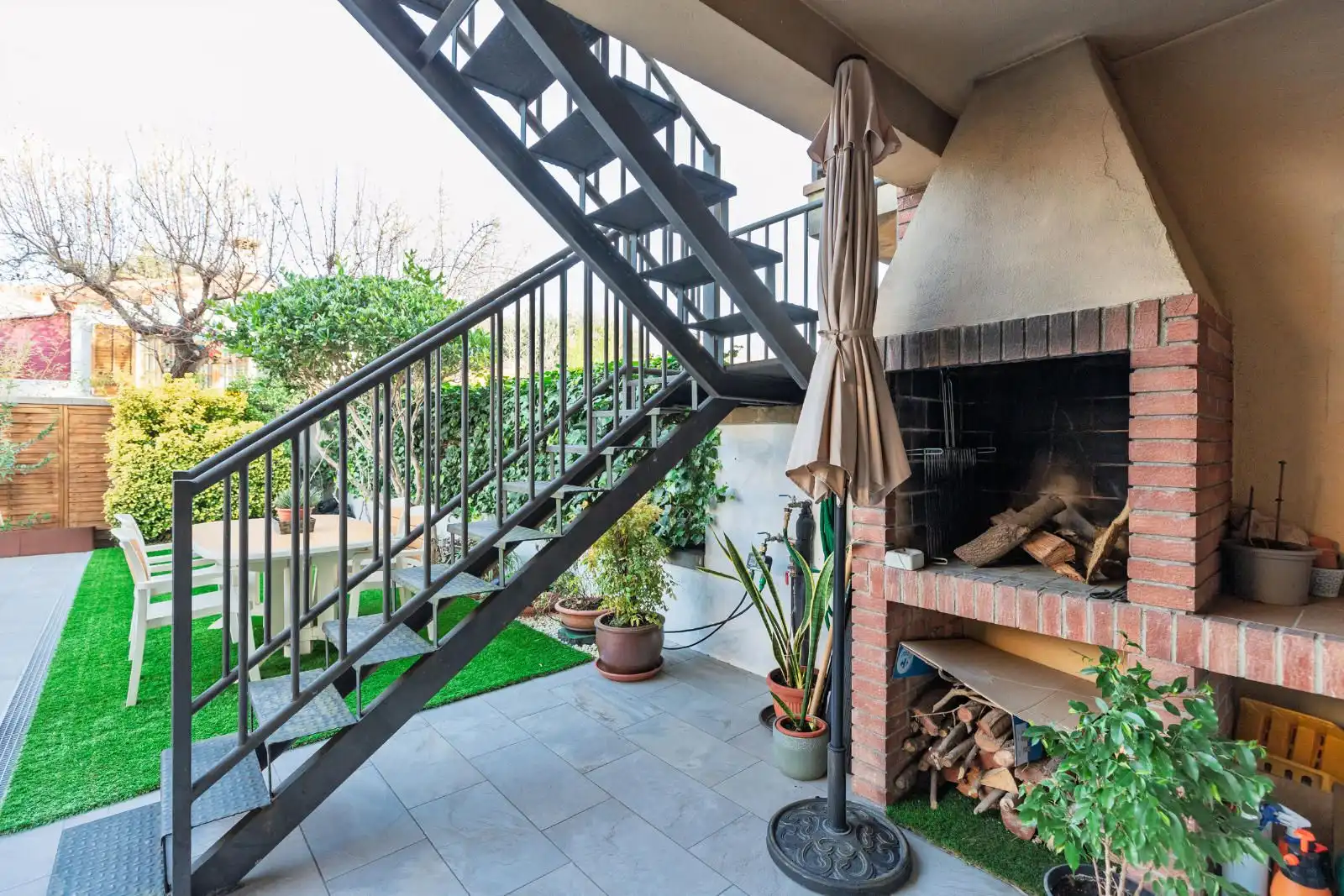 Terraza de Casa adosada en venta en Parets del Vallès con Aire acondicionado, Calefacción y Trastero
