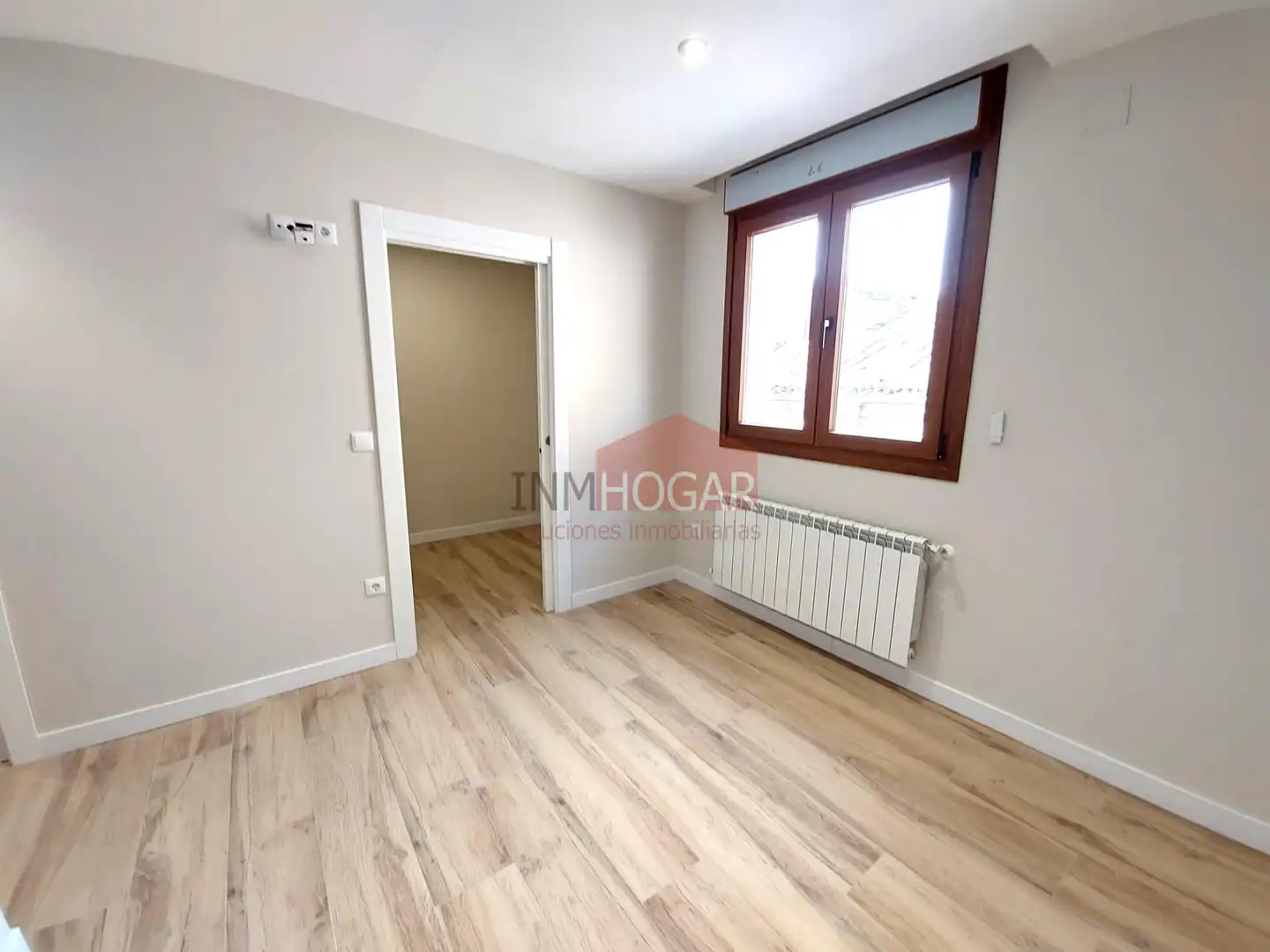 Habitación de Dúplex en venta en Arévalo con Calefacción, Terraza y Balcón