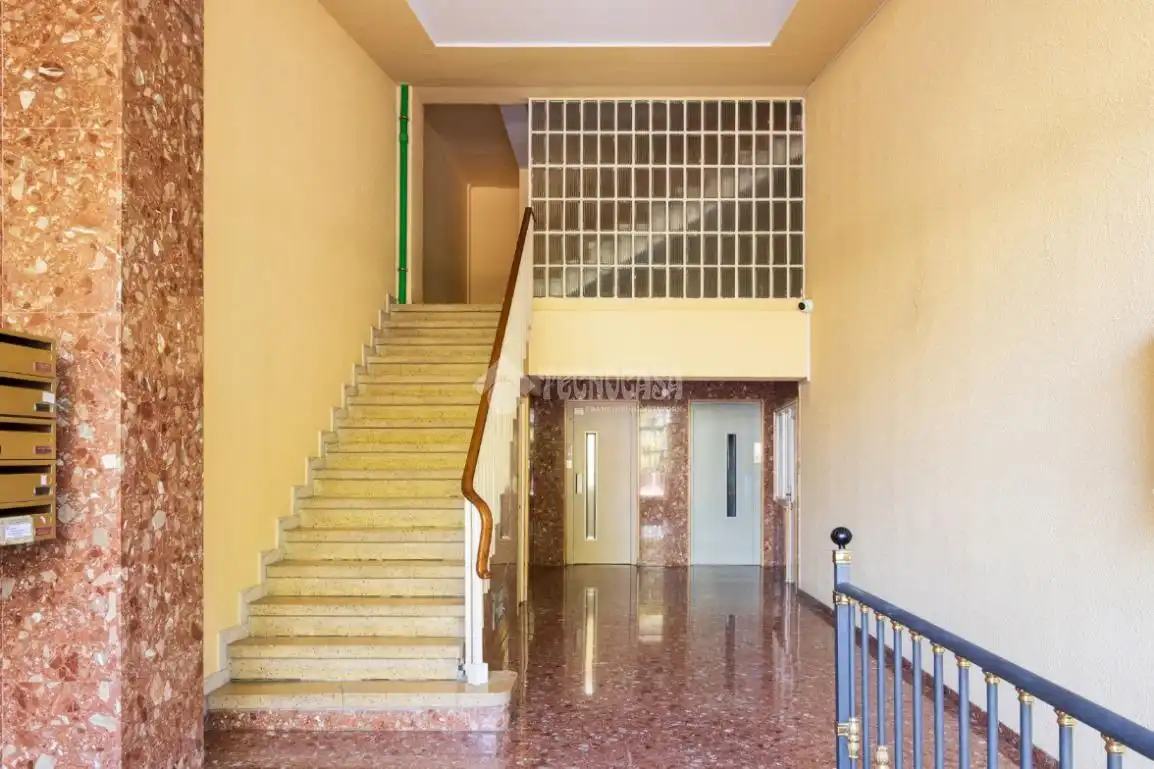 Piso en venta en Zaragoza con Calefacción y Terraza