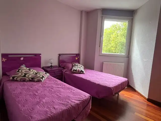 Bedroom of Flat for sale in Santa Cruz de Bezana  with Heating, Furnished and Oven