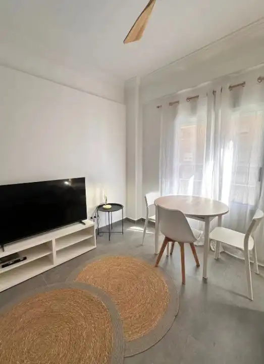 Wohnzimmer von Wohnung zur Miete in Valencia mit Klimaanlage, Heizung und Möbliert