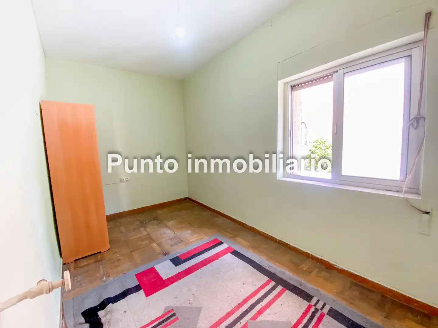 Dormitori de Pis en venda en Valladolid amb Calefacció, Parquet i Terrassa