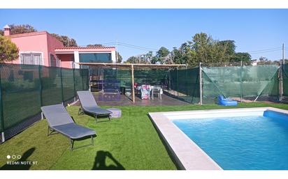 Piscina de Finca rústica en venda en Arroyo de la Luz amb Terrassa