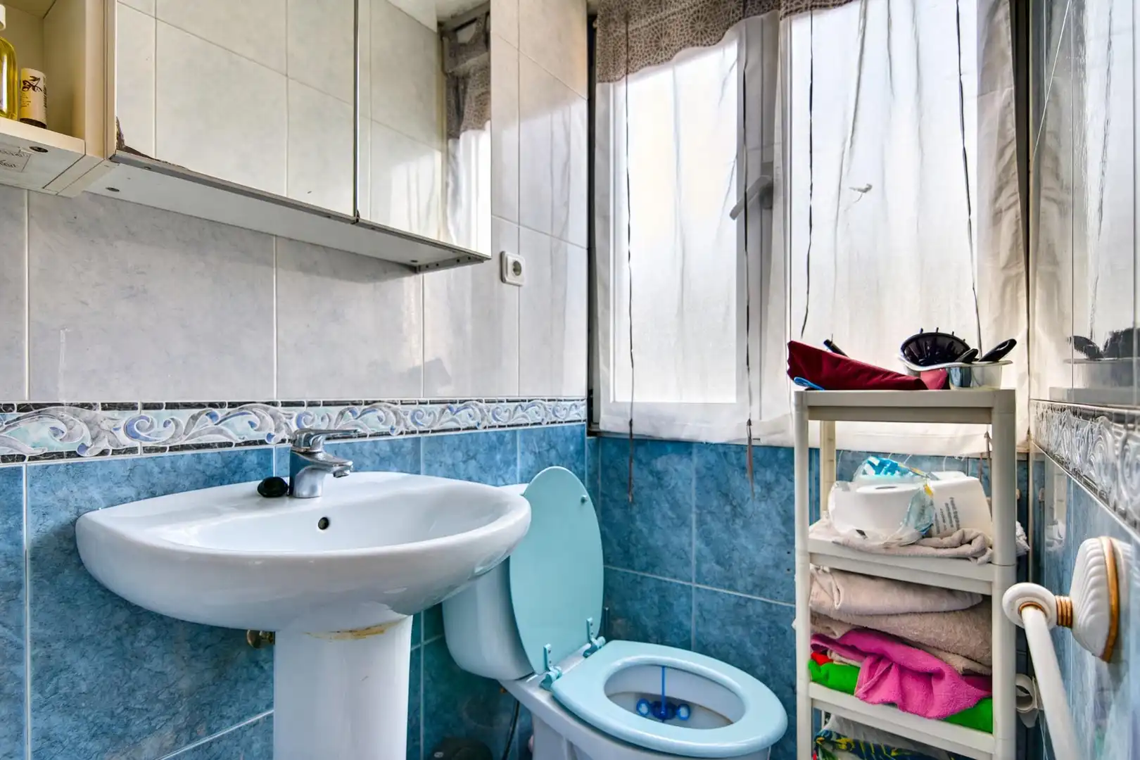 Badezimmer von Wohnung zum Verkauf in Aller, Asturias