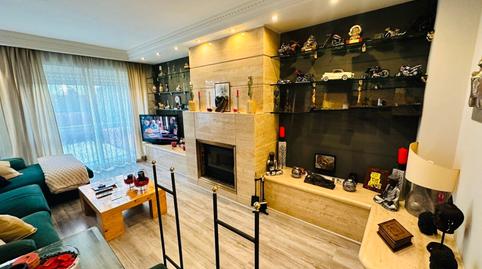 Photo 2 of Single-family semi-detached for sale in Calle Hiedra, Cistérniga, Valladolid