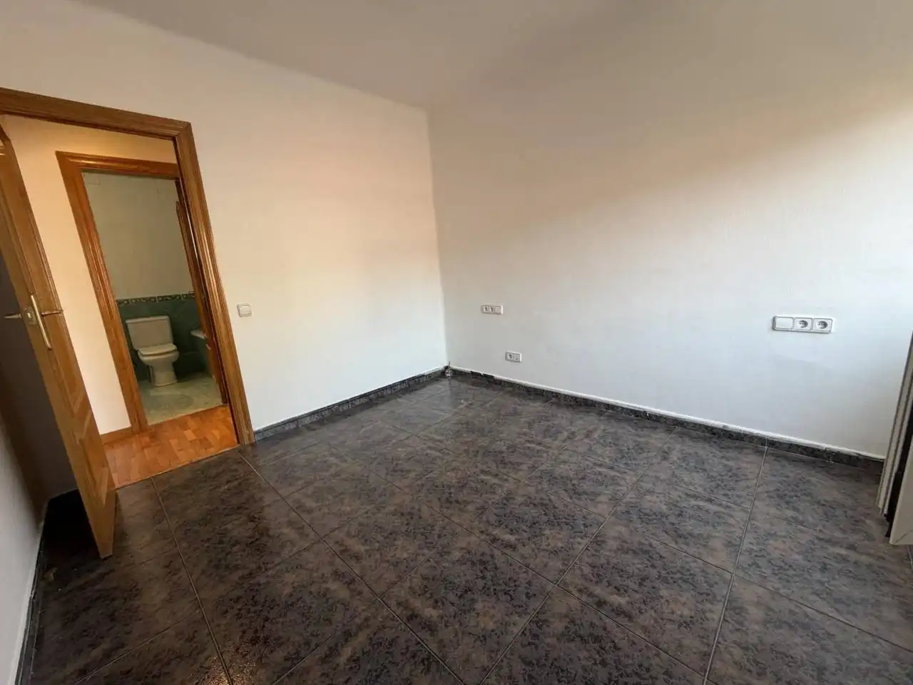 Piso en venta en Sabadell con Calefacción y Parquet