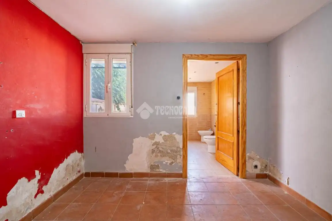 Casa adosada en venta en Peligros