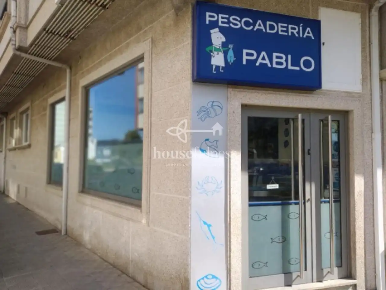 Locale commerciale in vendita a Canido