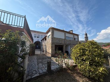 Detached house for sale in LUGAR A IGREXA  (PARADA DE ACHAS)