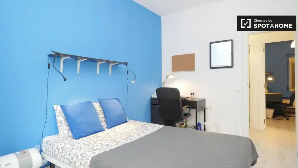 Habitación en El Camp de l'Arpa del Clot