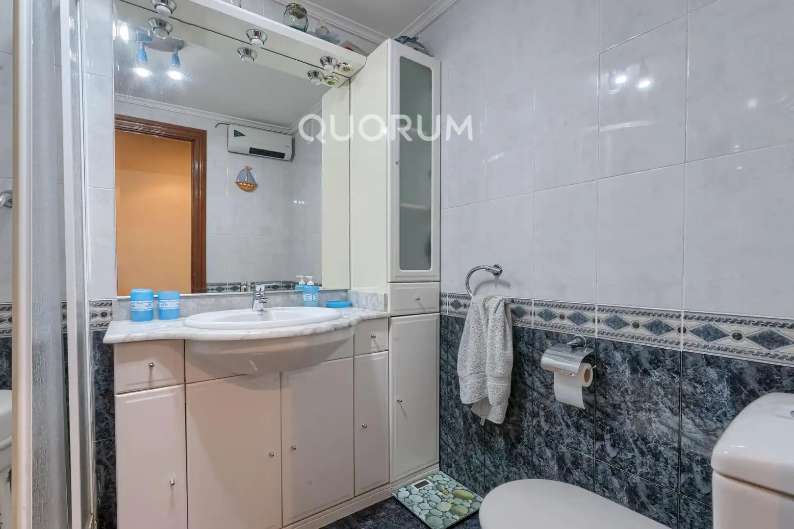 Piso con terraza en venta en Centro - Ariz - Uribarri, imagen 35