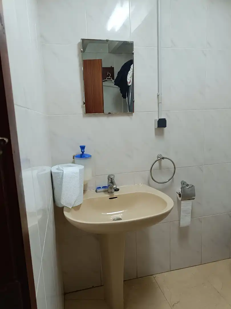Bany de Local en venda en Herrera de Pisuerga amb Moblat