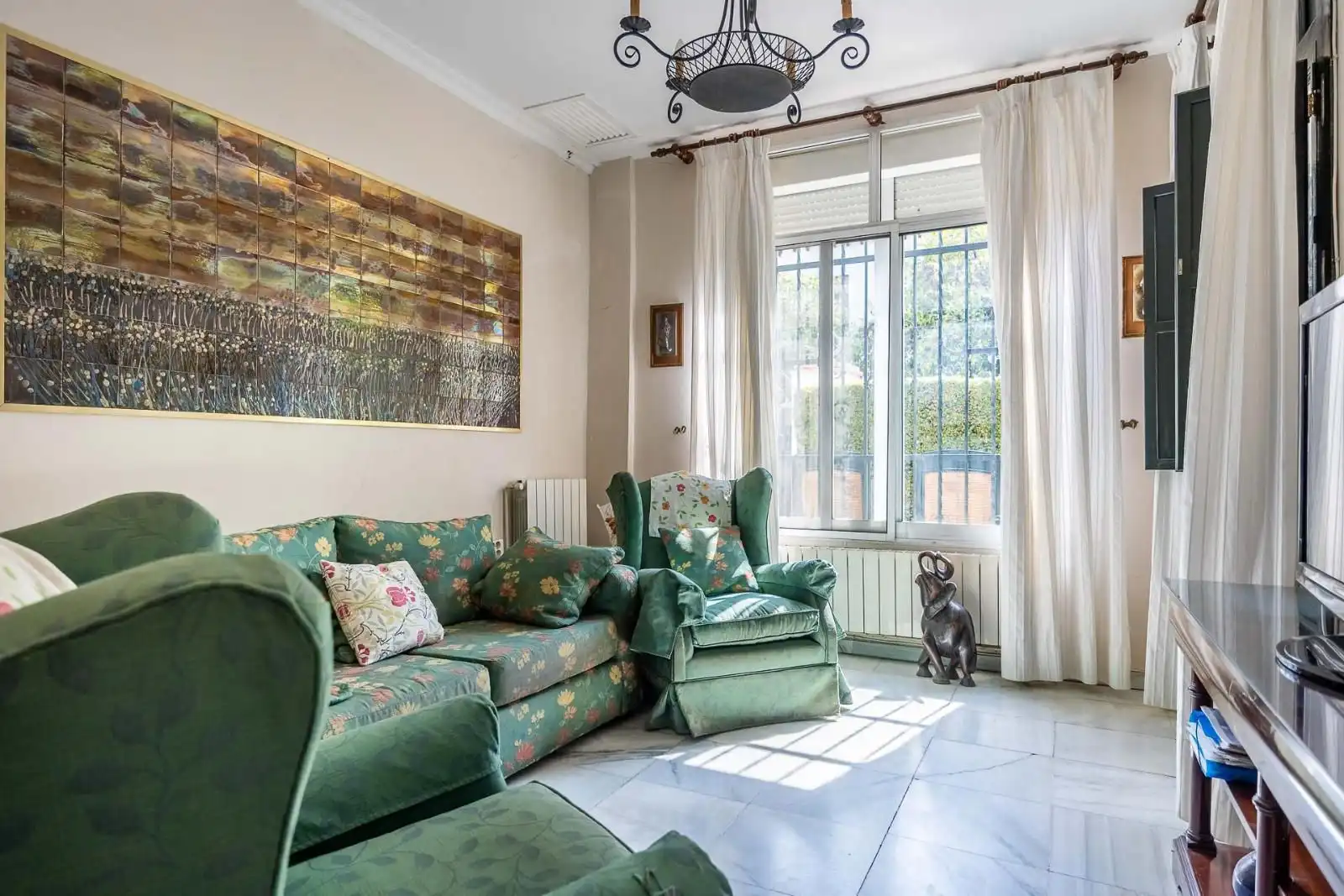 Sala d'estar de Casa o xalet en venda en Sevilla amb Aire condicionat, Calefacció i Traster