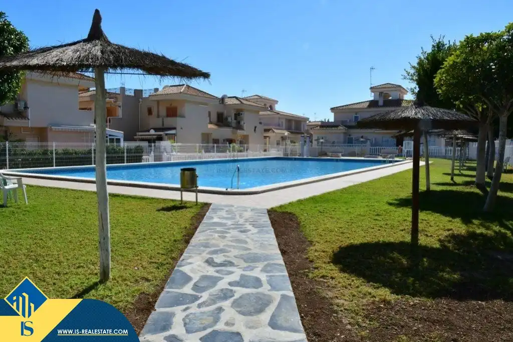 Piscina de Casa o chalet en venta en Orihuela con Terraza, Amueblado y Piscina comunitaria