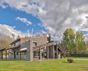 Vista exterior de Casa o xalet en venda en Prats i Sansor amb Calefacció i Piscina