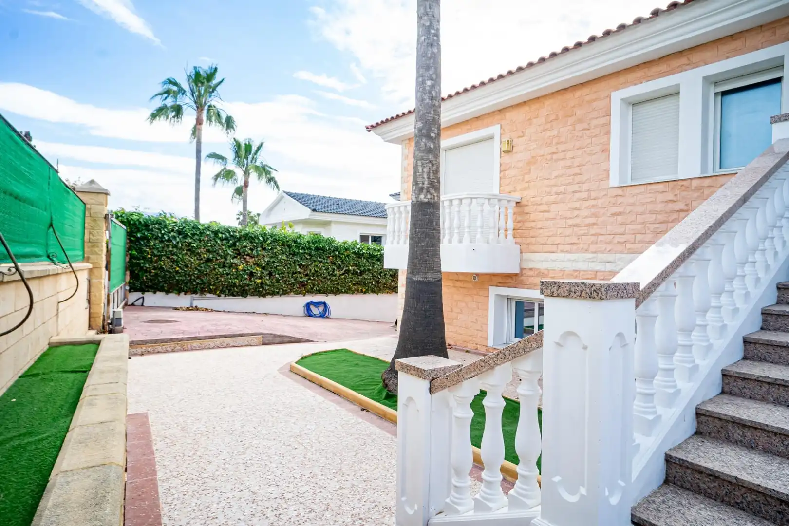 Exterior view of Houses for sale in L'Alfàs del Pi  with Air Conditioner, Heating and Private garden