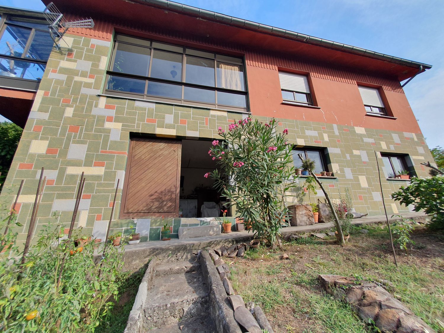 Vista exterior de Casa o chalet en venta en Oviedo  con Calefacción, Terraza y Trastero