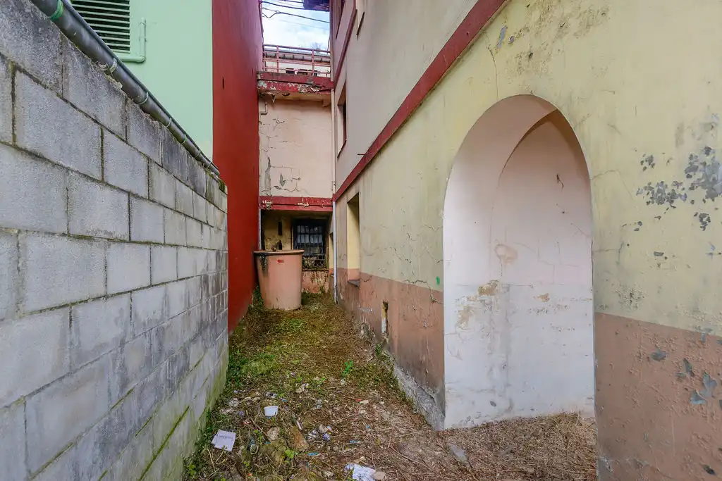 Vista exterior de Casa adosada en venda en Langreo