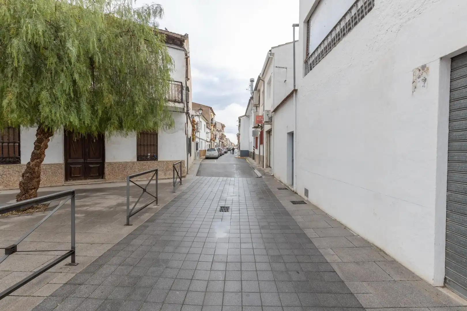 Vista exterior de Piso en venta en Fuente Vaqueros con Aire acondicionado y Balcón