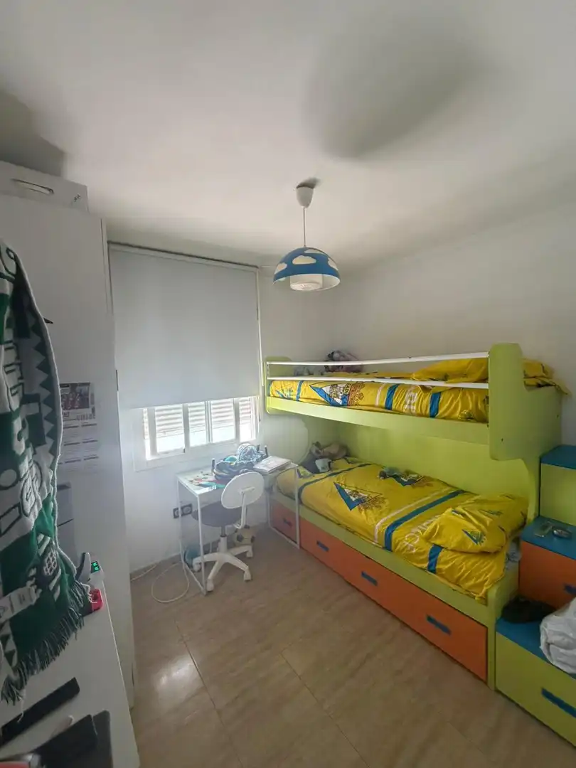 Schlafzimmer von Wohnung zum Verkauf in Chiclana de la Frontera mit Klimaanlage und Heizung