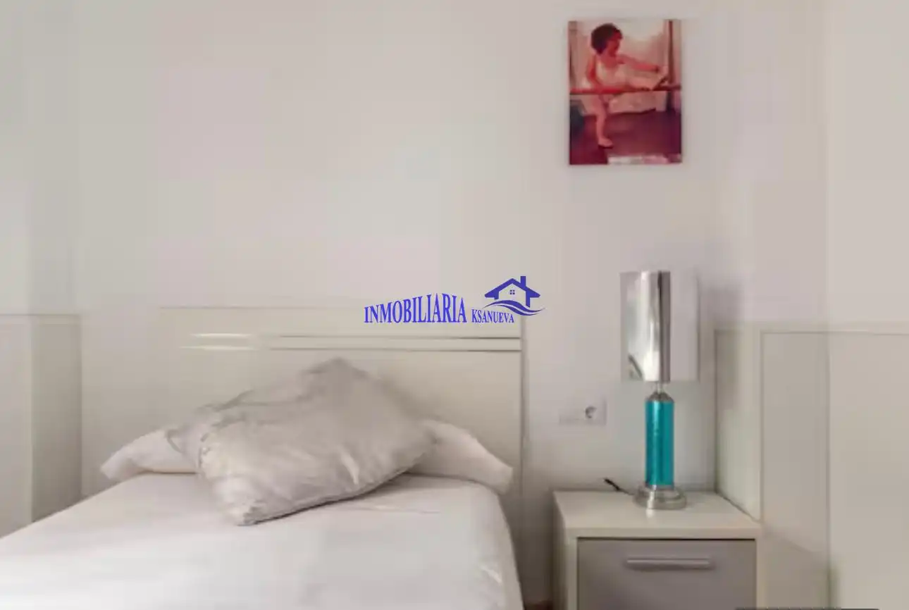 Bedroom of Flat for sale in Córdoba