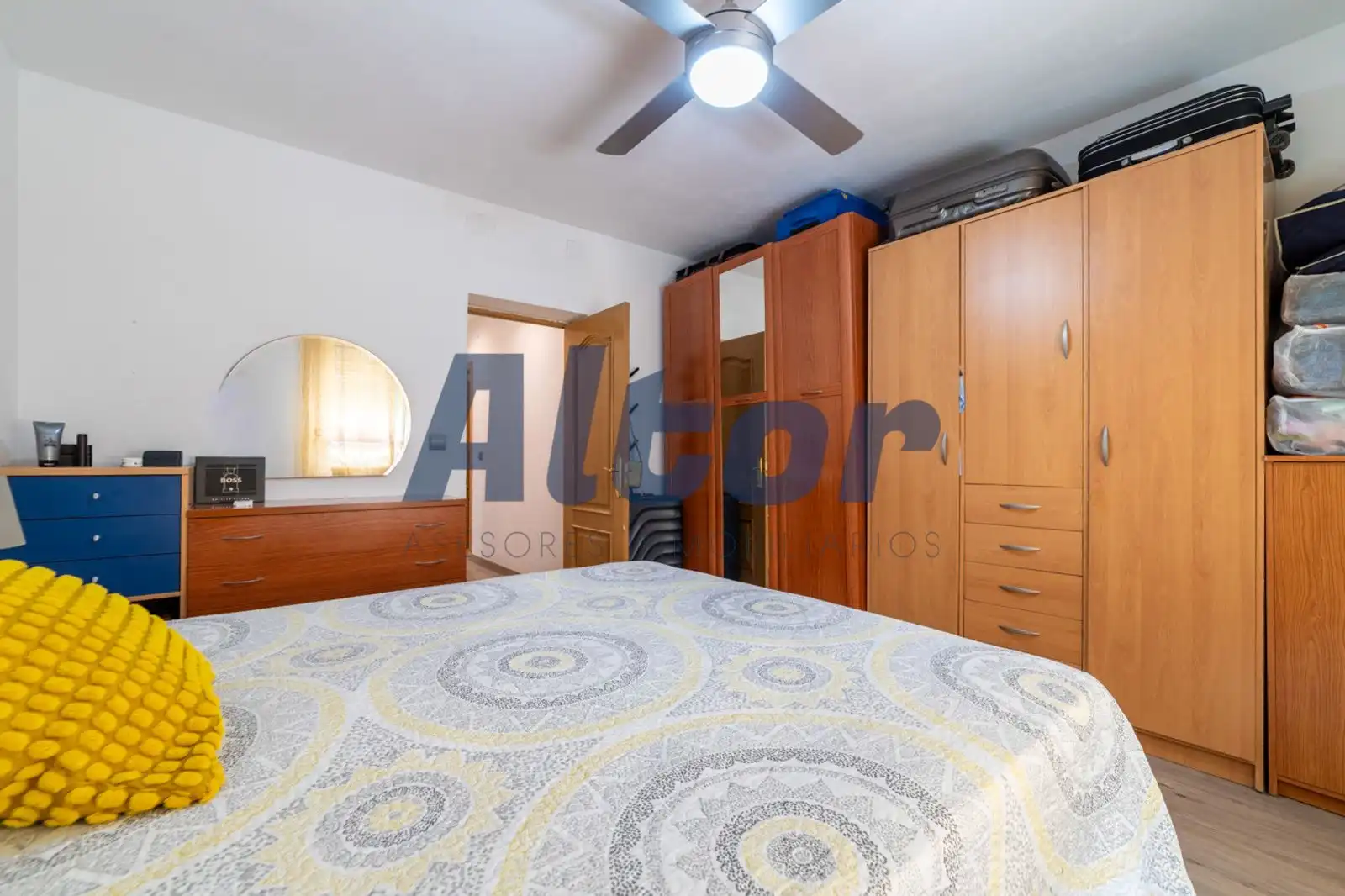Schlafzimmer von Dachboden zum Verkauf in Madrid mit Klimaanlage, Heizung und Terrasse