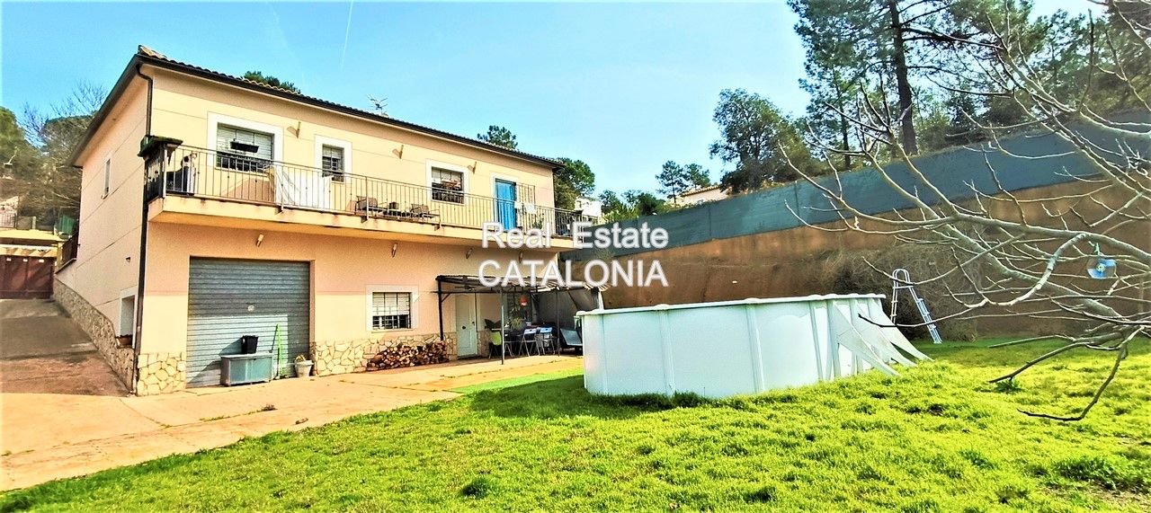 Vista exterior de Casa o xalet en venda en Lloret de Mar amb Aire condicionat, Calefacció i Jardí privat