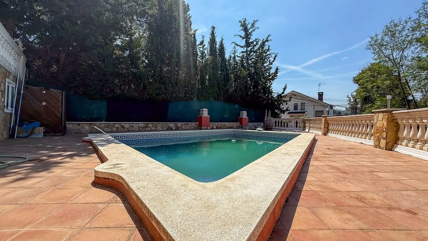 Piscina de Casa o chalet en venta en Vallirana con Calefacción, Jardín privado y Terraza