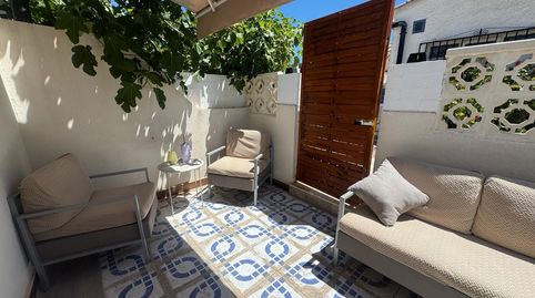 Foto 3 de Casa adosada en venta en Calle Calle Salvador Dalí, 49, Zona Carrefour - Urbanizaciones, Torrevieja