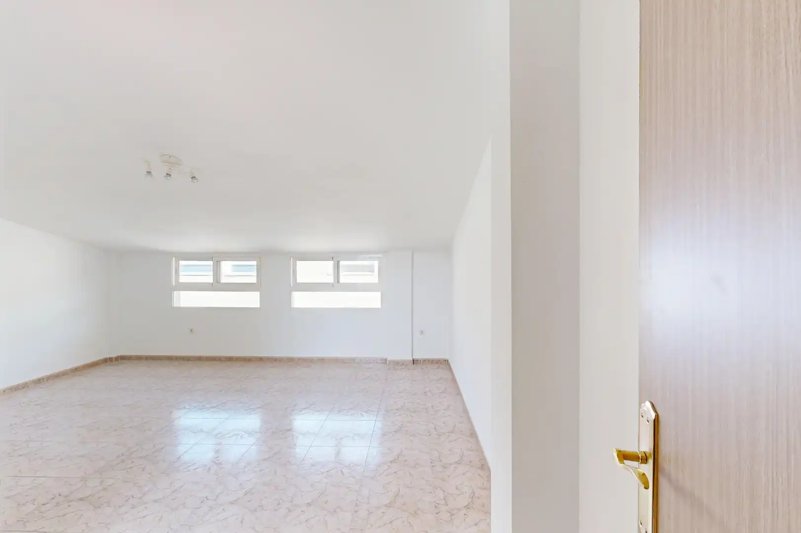 Casa adosada en venta en Murcia con Aire acondicionado, Terraza y Trastero