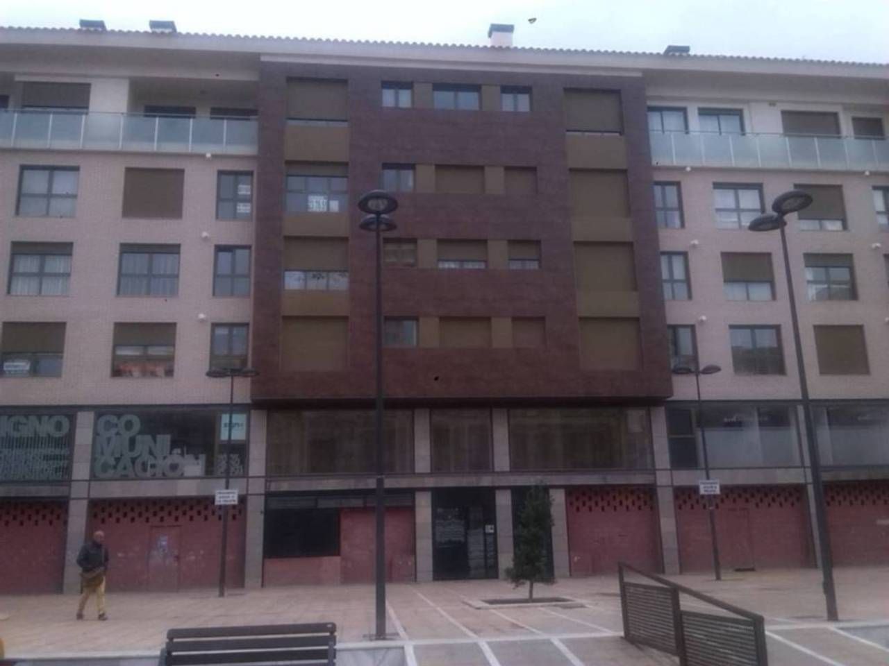 Vista exterior de Estudi en venda en Castellón de la Plana / Castelló de la Plana amb Calefacció, Traster i Moblat