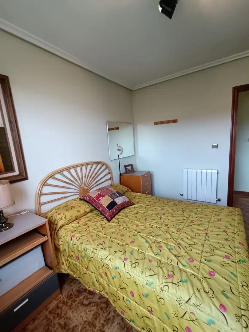 Dormitori de Casa o xalet en venda en Aguilar de Campoo amb Calefacció i Terrassa