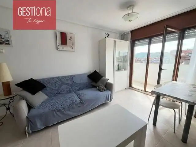 Sala de estar de Ático en venta en Noja con Terraza, Amueblado y Balcón