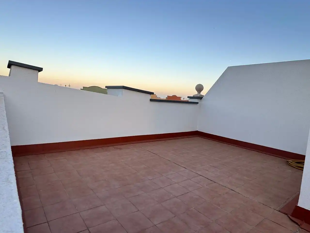 Terrace of Duplexes for rent in Agüimes  with Terrace, Storage room and Furnished