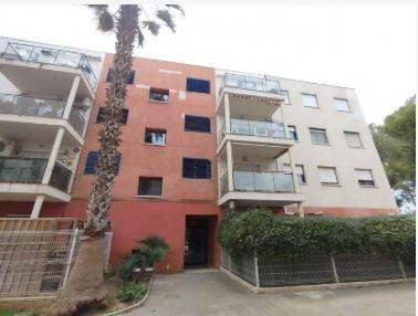 Piso en Venta en Avenida de los Naranjos en Riba-roja de Túria