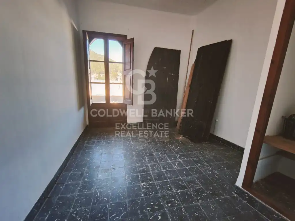 Houses for sale in Montanejos  with Terrace, Storage room and Balcony